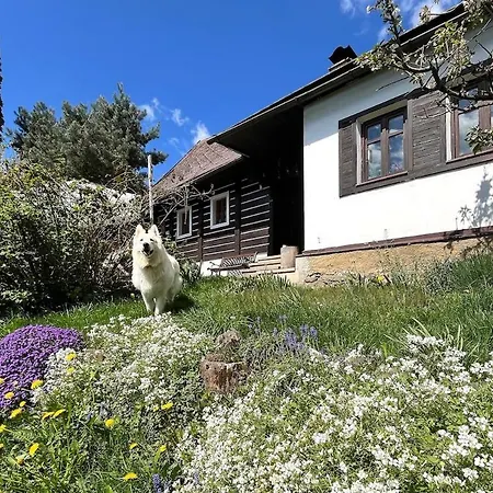 Stylová Roubenka U Svatého Huberta V Podkrkonoší Casa de Férias Benesov u Semil