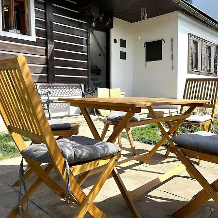 Stylová Roubenka U Svatého Huberta V Podkrkonoší Casa de Férias