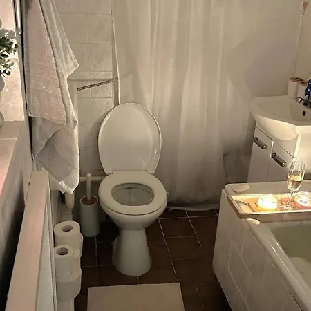 Stylová Roubenka U Svatého Huberta V Podkrkonoší Prázdninový dům Benesov u Semil