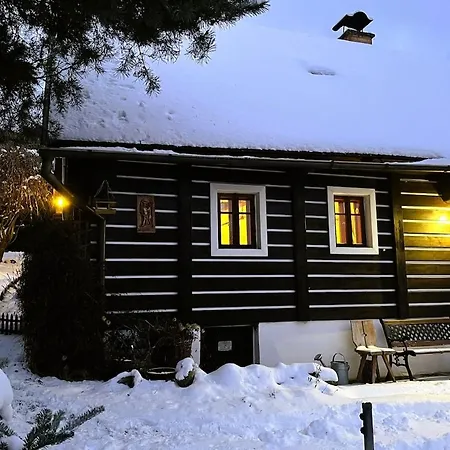 Stylová Roubenka U Svatého Huberta V Podkrkonoší Hébergement de vacances Benesov u Semil